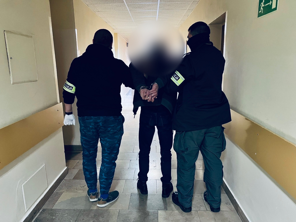 ZATRZYMALI WŁAMYWACZA