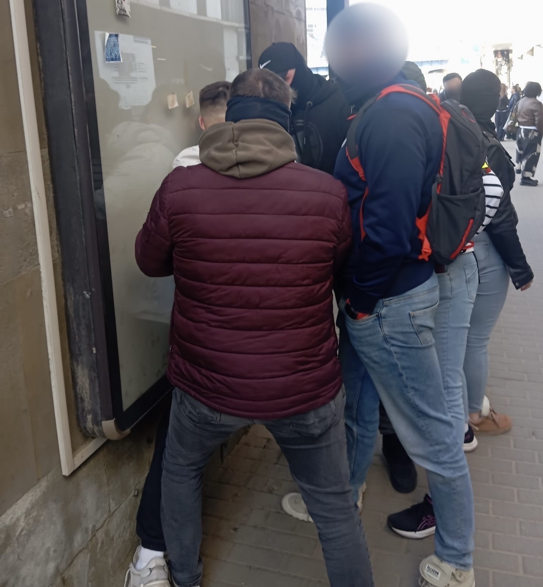 OSZUSTWO „NA PRACOWNIKA BANKU”